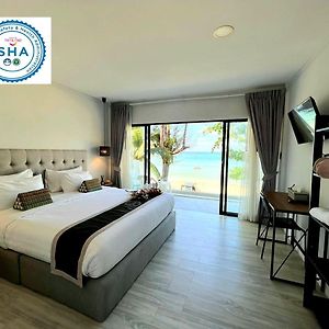 Superior Double or Twin Room Sea View